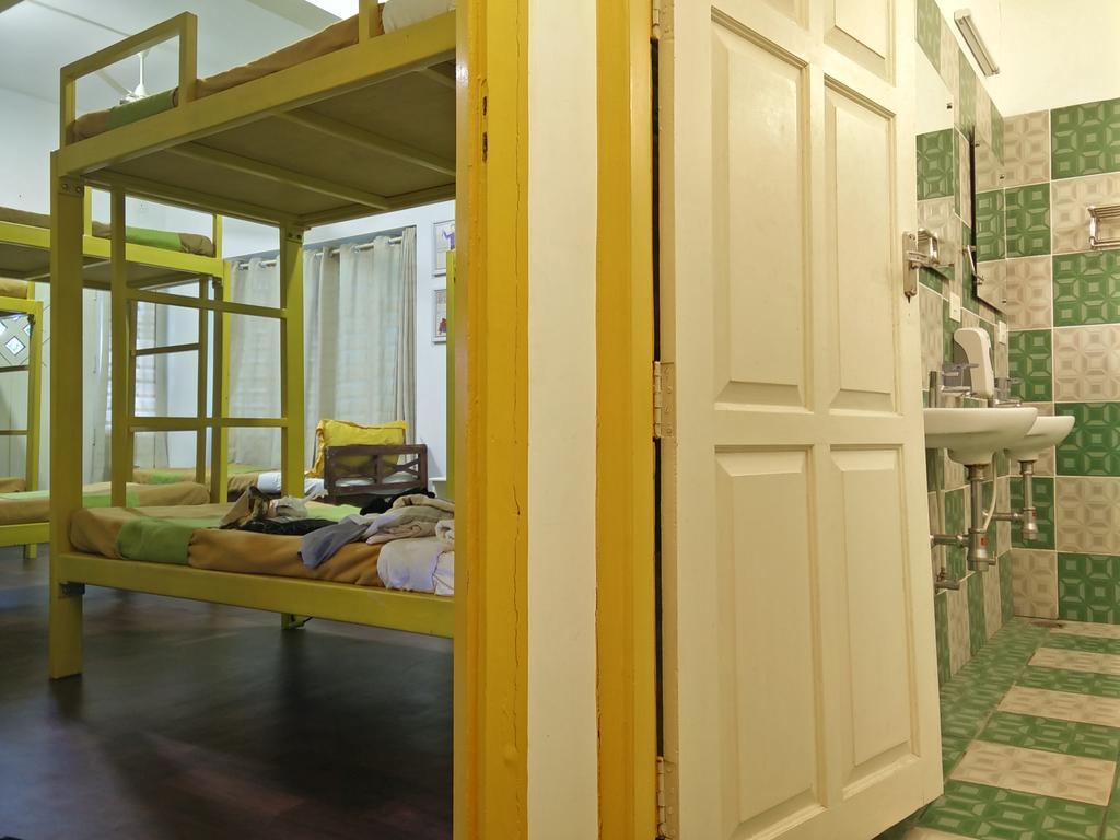 Albergue Happy Camper Kochi Exterior foto
